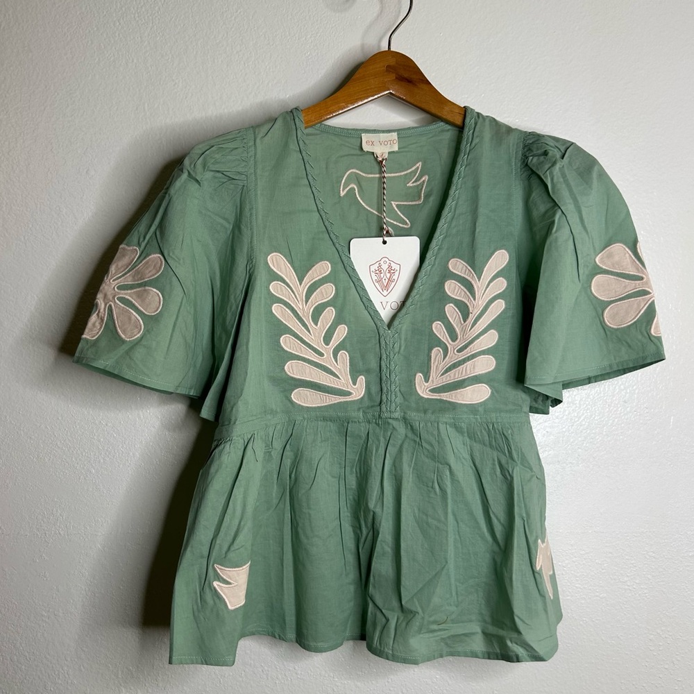 NWT Ex Voto 100% Cotton Chloe Short Sleeve Blouse in Green - Picture 7 of 16